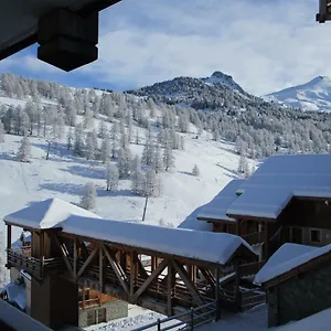 Joli T4 à Vars Dans Résidence 4 étoiles Appartement Vars (Hautes-Alpes)